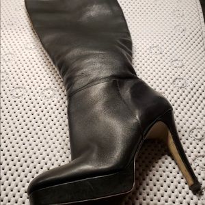 Ladies boots
